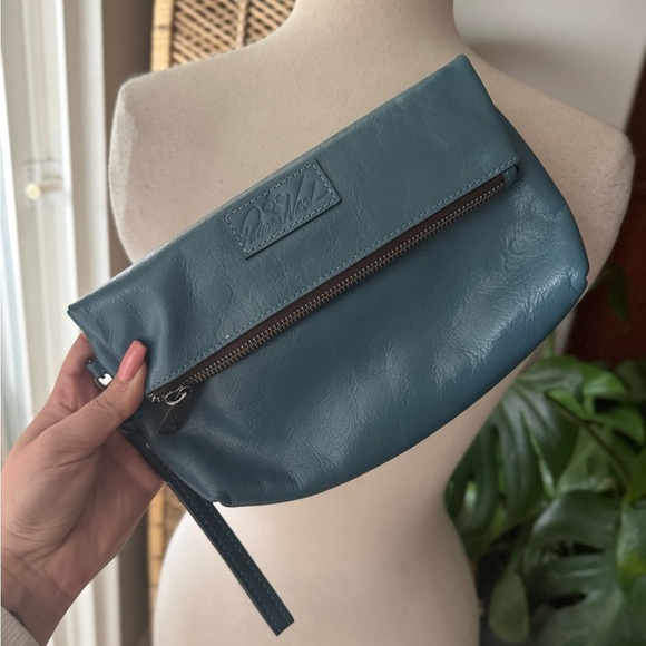 Elegant Blue Leather Clutch‎ Patricia Nash Valerie Safflower Fold over wallet